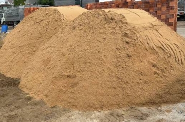 Có nên dùng cát san lấp để trộn vữa xây tô không?
